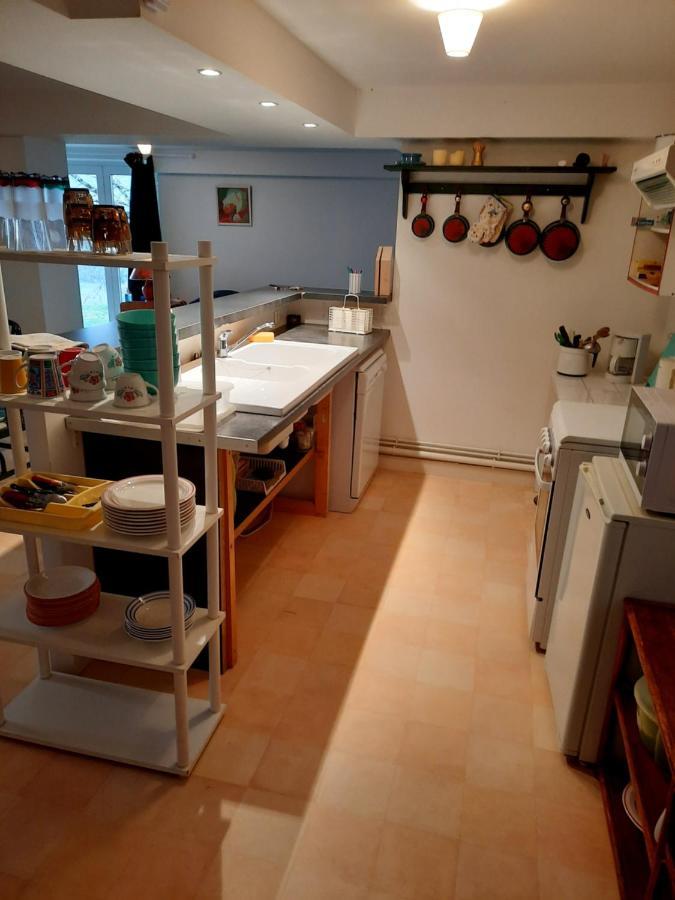 Les Coteaux De Planeze, Pour 2, 3 Ou Famille Nombreuse 2 Adultes 5 Enfants Et Jeunes * Belmont-Bretenoux