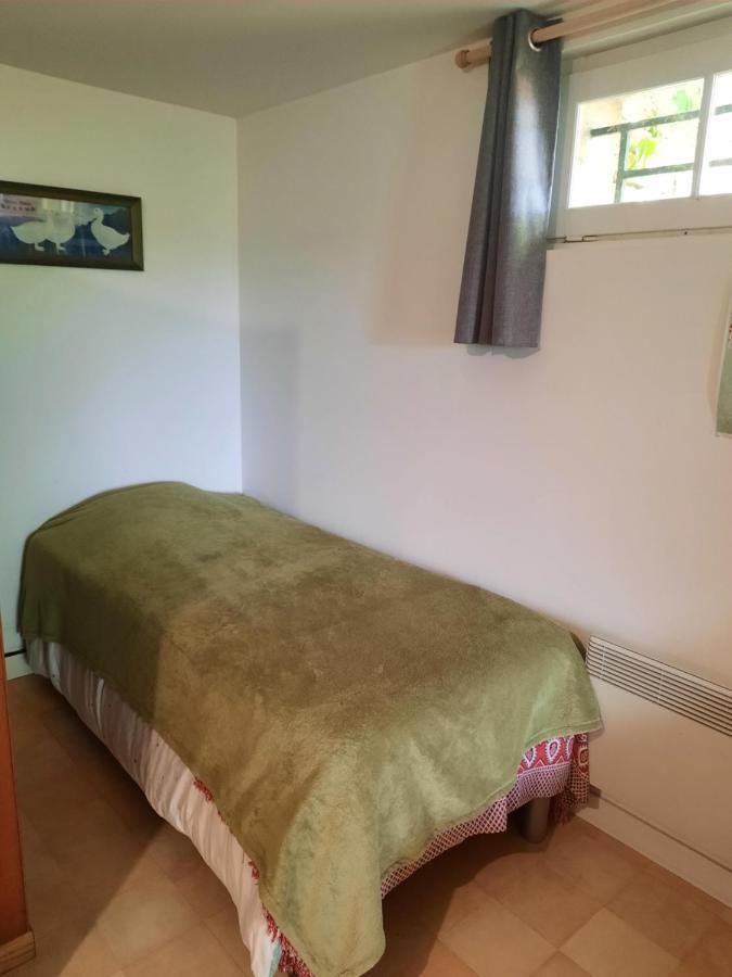 Homestay Les Coteaux De Planeze, Pour 2, 3 Ou Famille Nombreuse 2 Adultes 5 Enfants Et Jeunes Belmont-Bretenoux